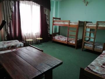 Фото номера Общий номер для мужчин с 6 кроватями Хостелы Hotel-hostel Podkova г. Lisichansk 2